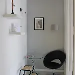 Apartment Downtown Oasis - Your Adventure Starts Here Budapest