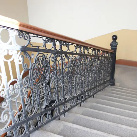 Apartament Downtown Oasis - Your Adventure Starts Here
